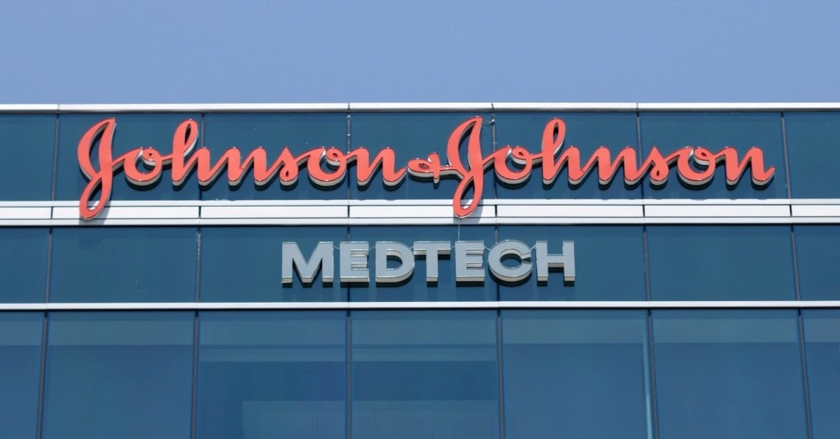 FDA approves Johnson & Johnson’s Ottava surgical robot for human trials